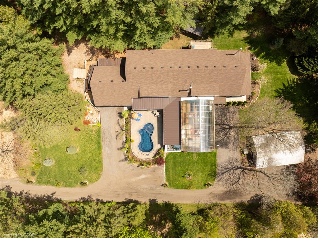 573 Canboro Road Property Photo 2