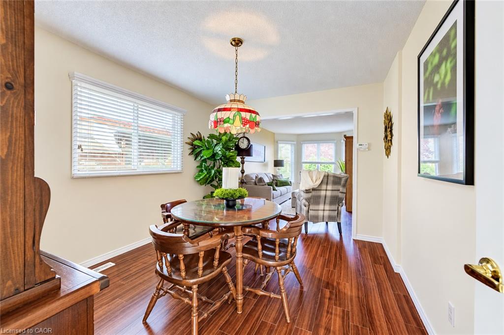 11 Peregrine Crescent Property Photo 11