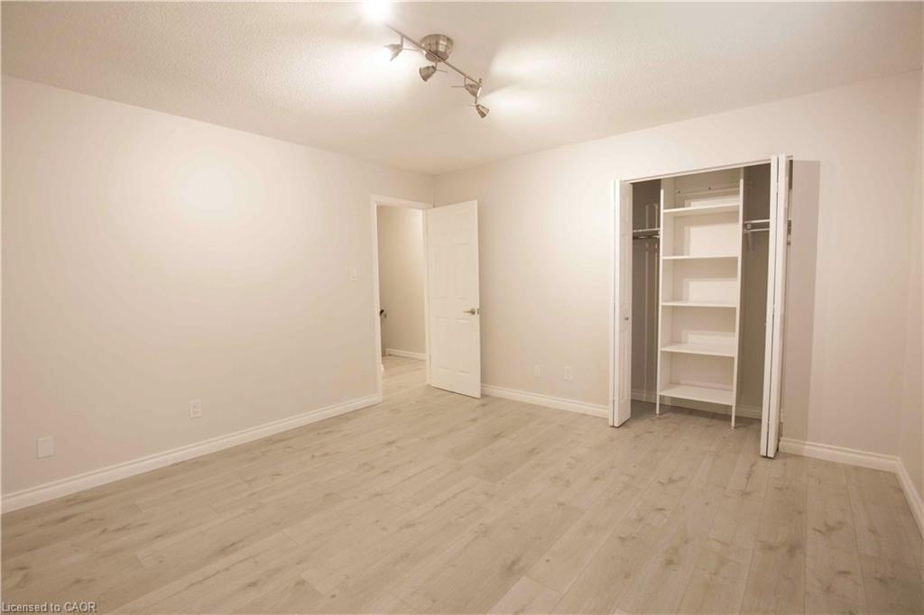 333 Rexford Drive Property Photo 3