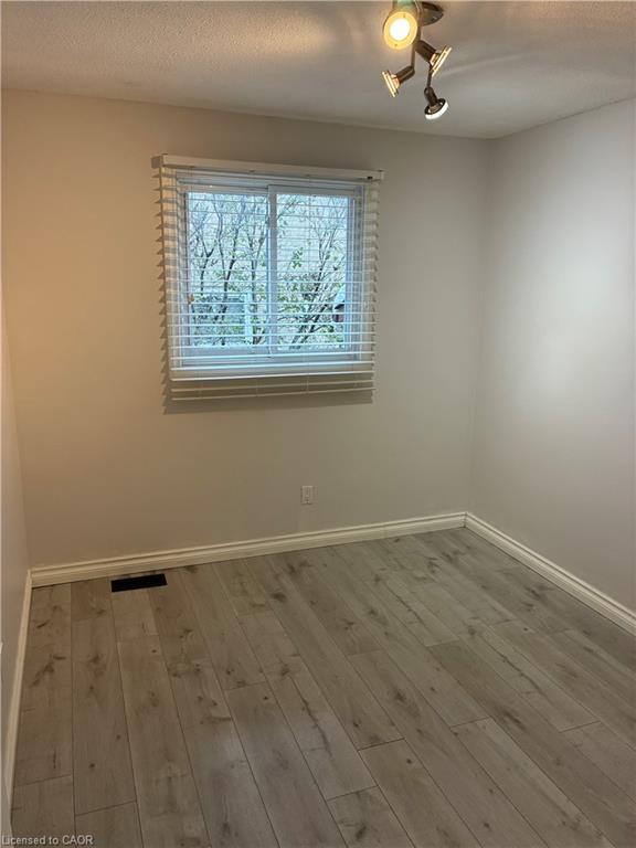 333 Rexford Drive Property Photo 6