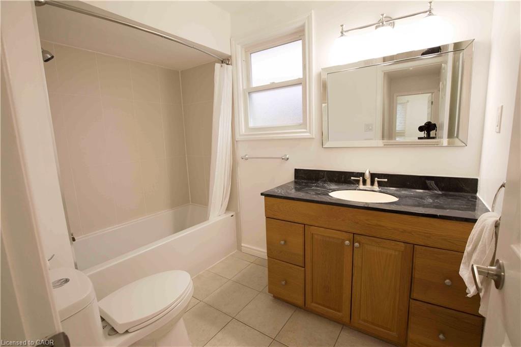 333 Rexford Drive Property Photo 7