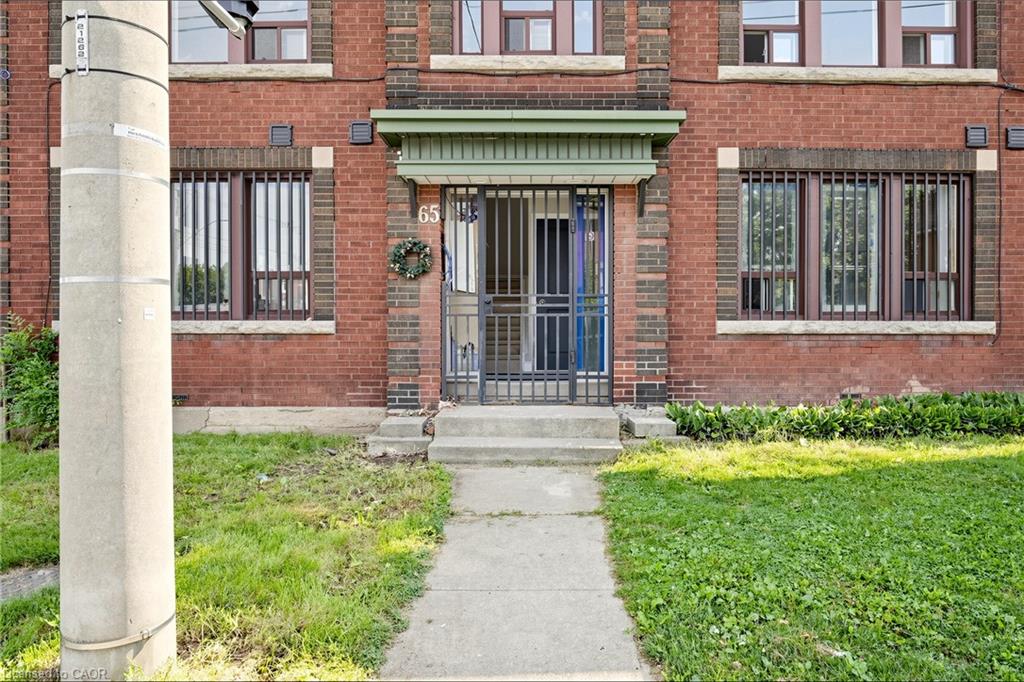 71 Sanford Avenue S Unit 9 Property Photo 1