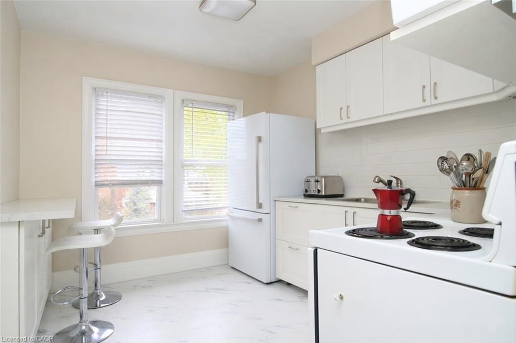2-70 Spadina Avenue Property Photo 9