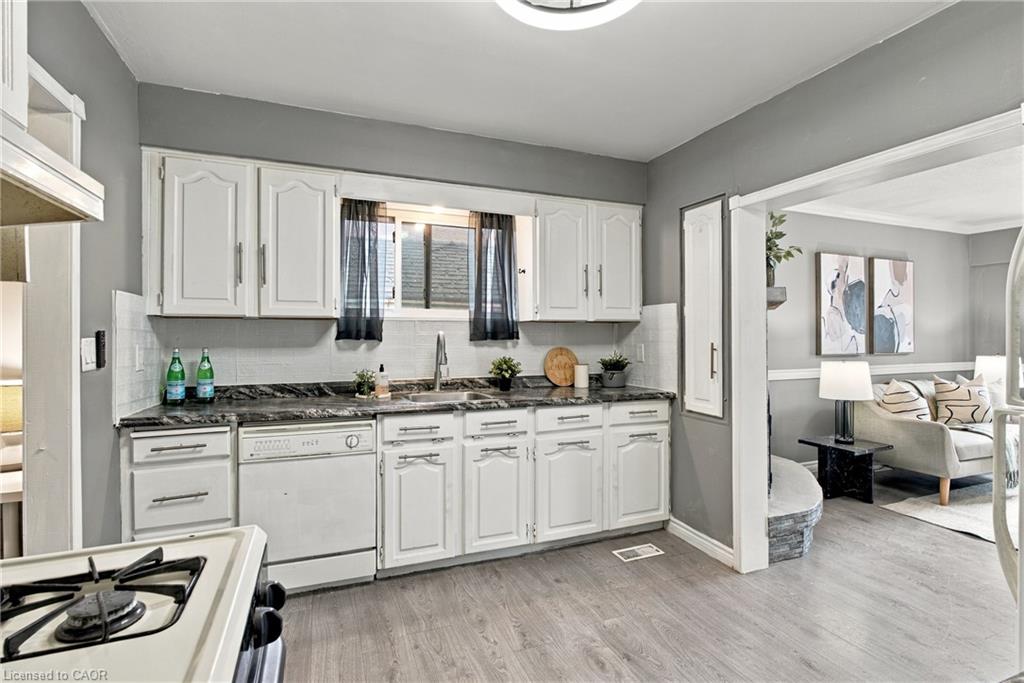 81 East 23rd Street Property Photo 12