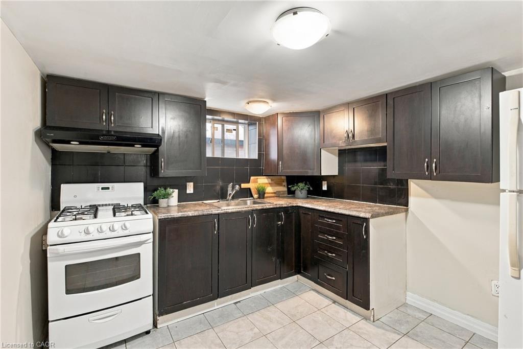 81 East 23rd Street Property Photo 23
