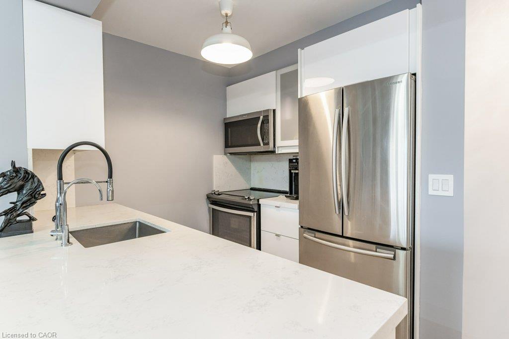 209-2391 Central Park Drive Property Photo 8