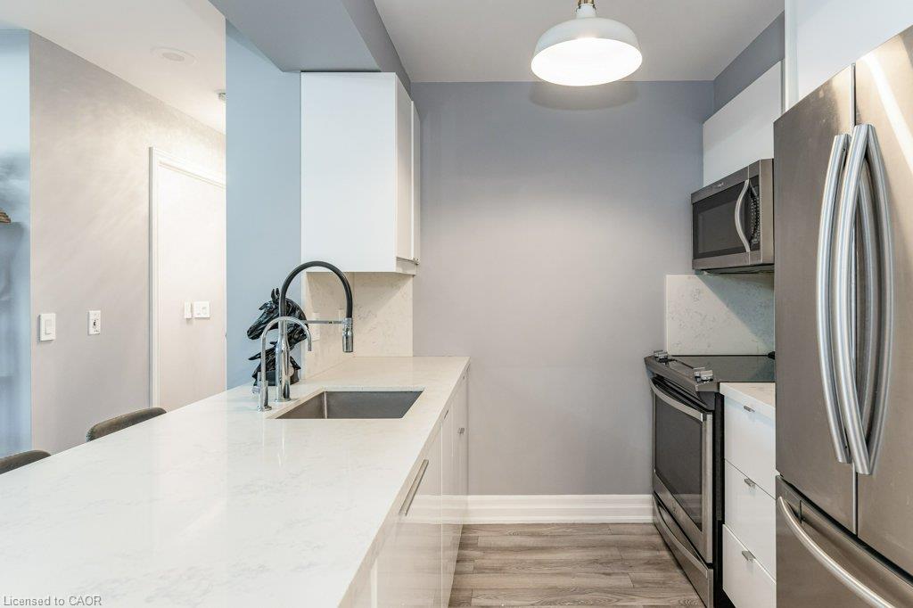 209-2391 Central Park Drive Property Photo 11
