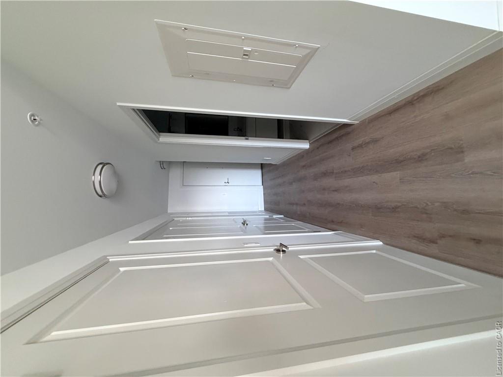 308-1333 Weber Street E Property Photo 21
