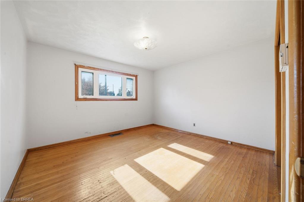486 Chatham Street Property Photo 17