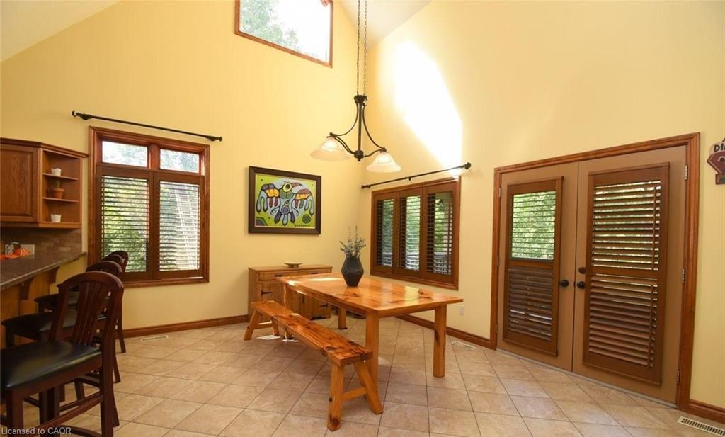 635 Millgrove Side Road Property Photo 14