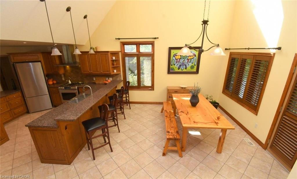 635 Millgrove Side Road Property Photo 15