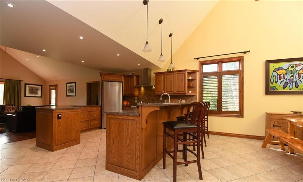 635 Millgrove Side Road Property Photo 18