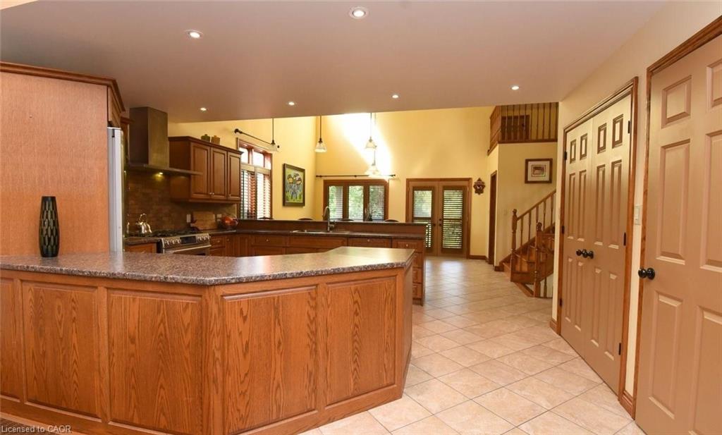 635 Millgrove Side Road Property Photo 20