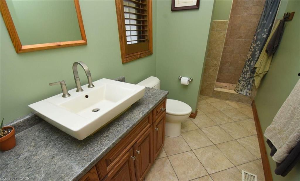 635 Millgrove Side Road Property Photo 37