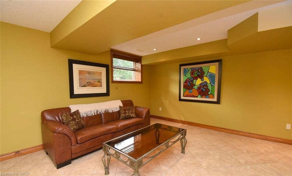 635 Millgrove Side Road Property Photo 39