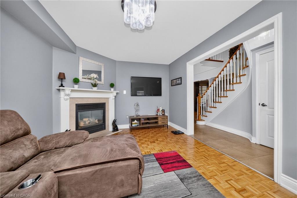 13 Dovaston Gate Property Photo 12