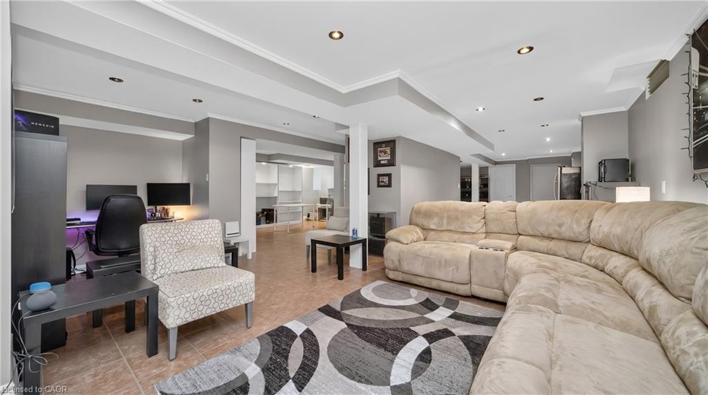 13 Dovaston Gate Property Photo 27