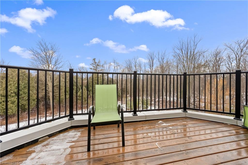 147 Ambrous Crescent Property Photo 32