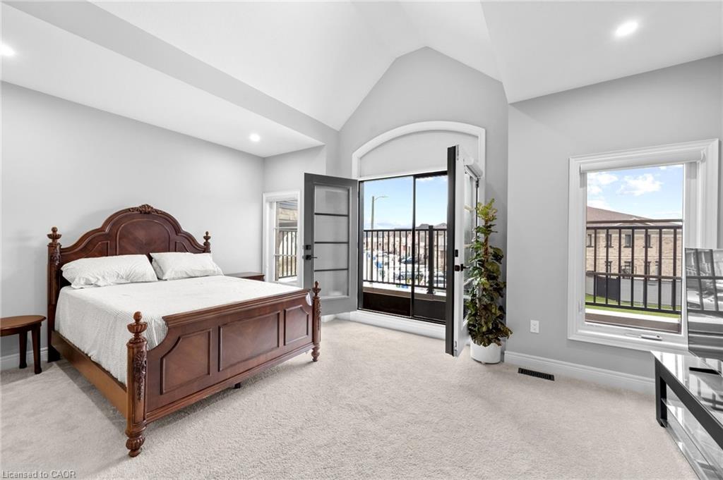 147 Ambrous Crescent Property Photo 38
