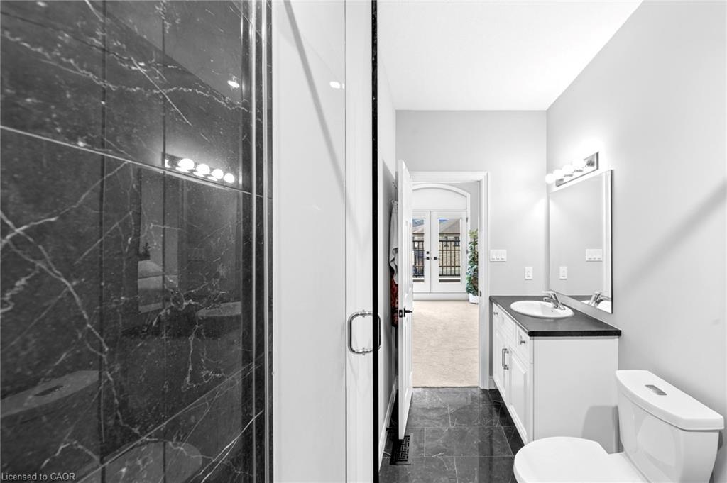 147 Ambrous Crescent Property Photo 40
