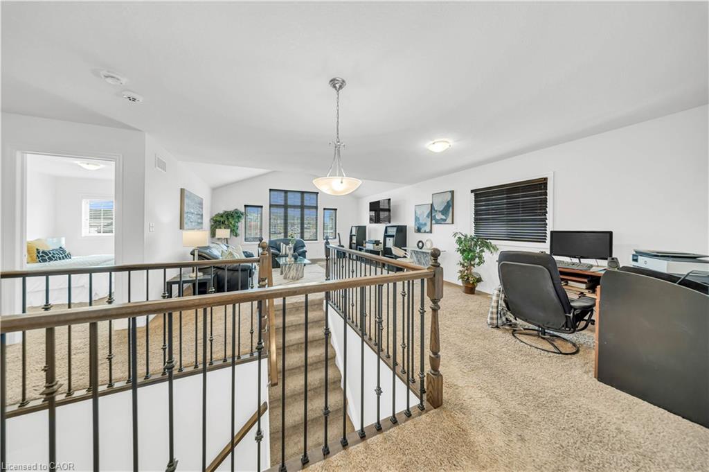365 Woodbine Avenue Property Photo 13