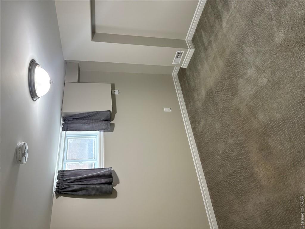 206 Dixon Street Property Photo 5
