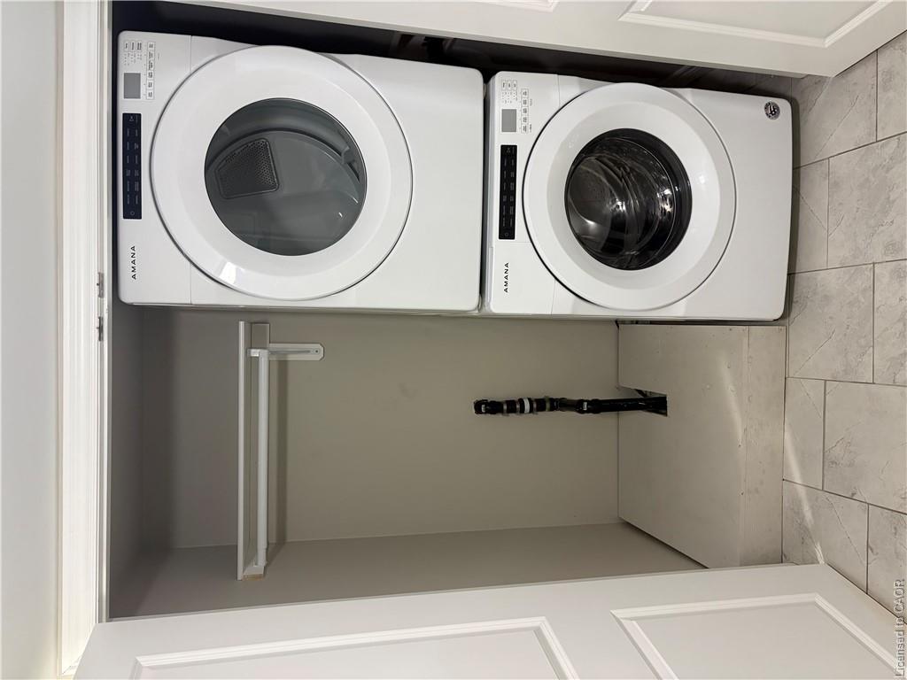 206 Dixon Street Property Photo 8