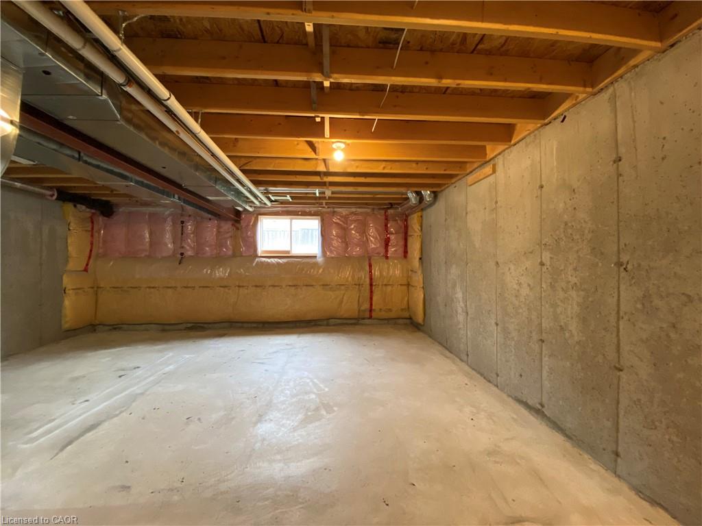 90 Bloom Crescent Property Photo 20