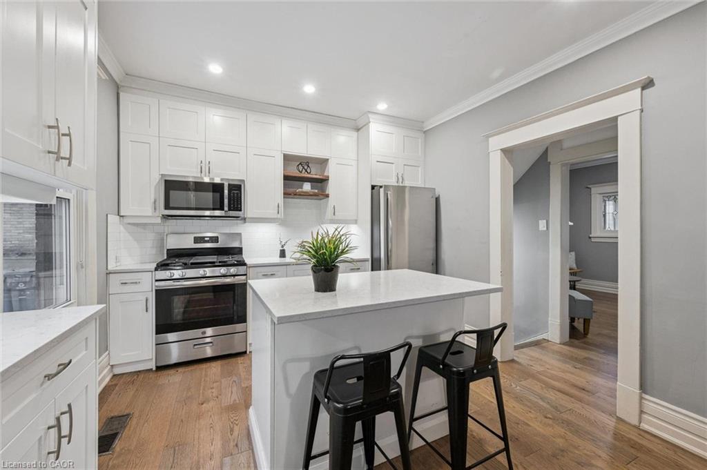 11 Neeve Street Property Photo 1