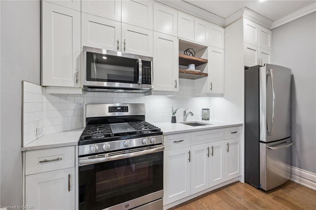 11 Neeve Street Property Photo 10