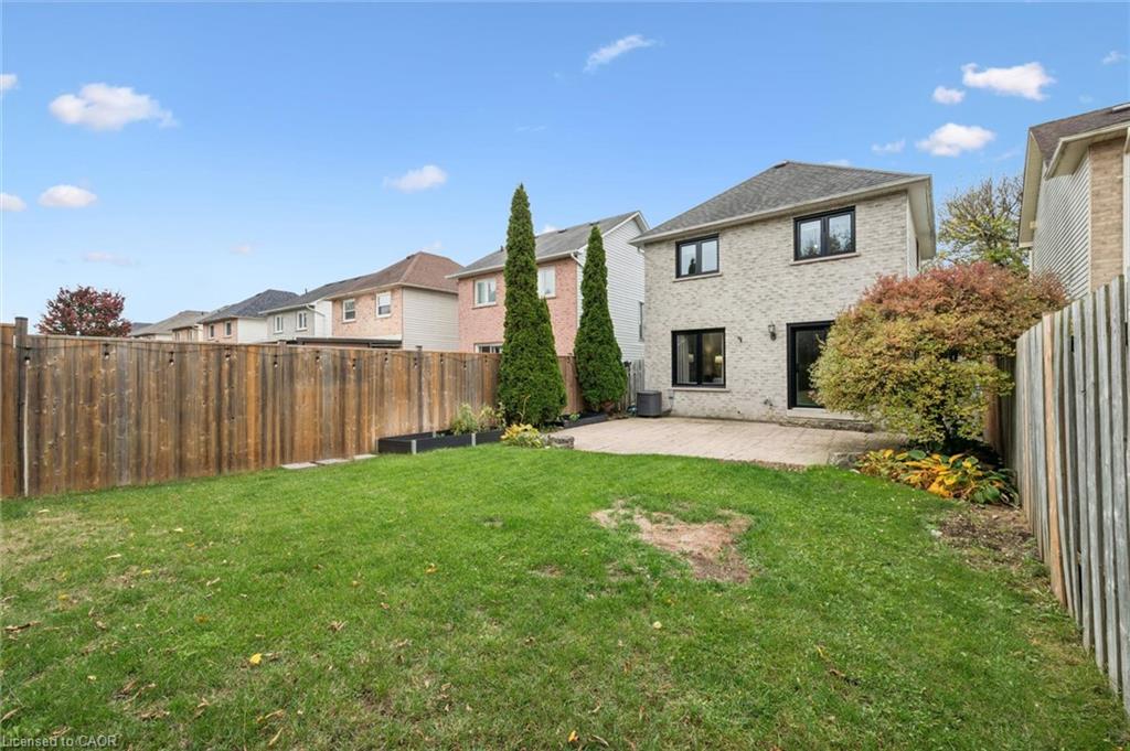 222 Inglis Street Property Photo 33