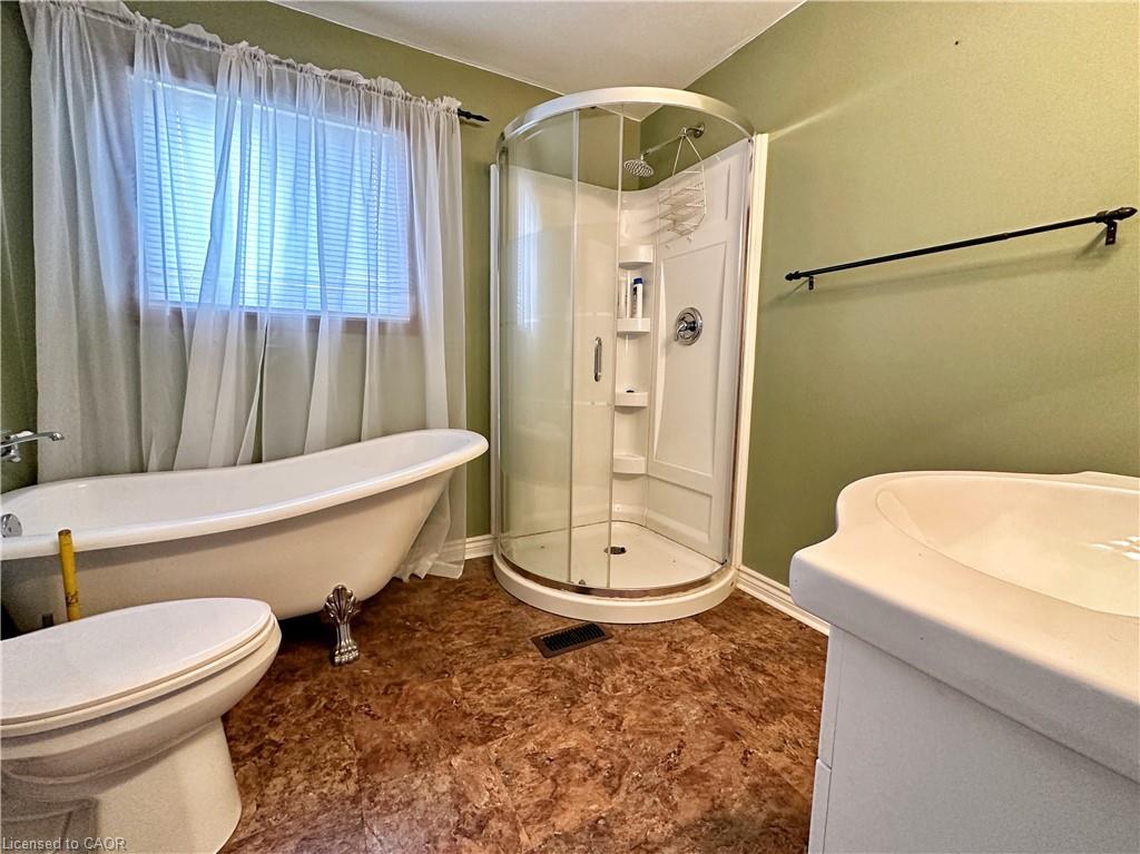 49 Ridge Road E Property Photo 14