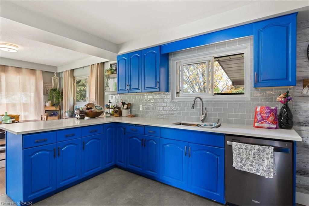 154 Paris Road Property Photo 12