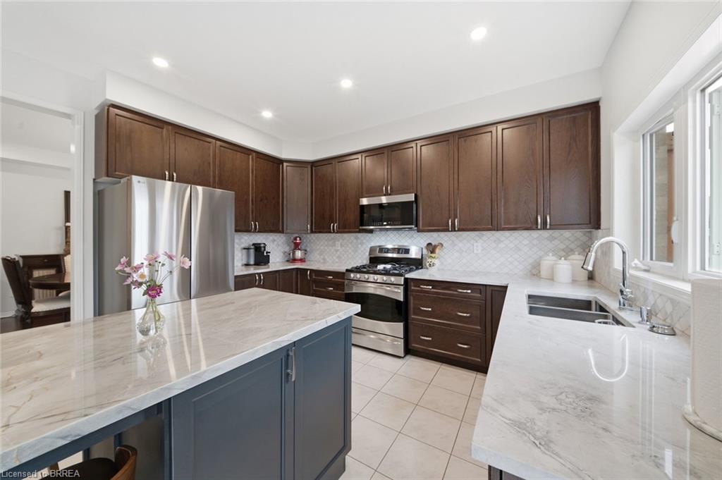 42 Stephenson Road Property Photo 5
