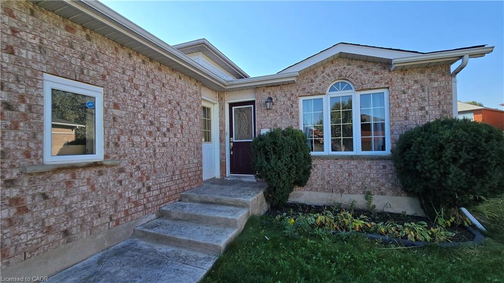 7 Jade Court Property Photo 3