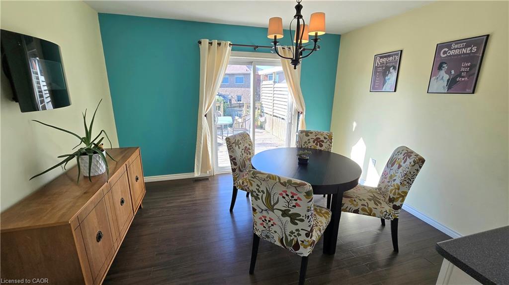 7 Jade Court Property Photo 11