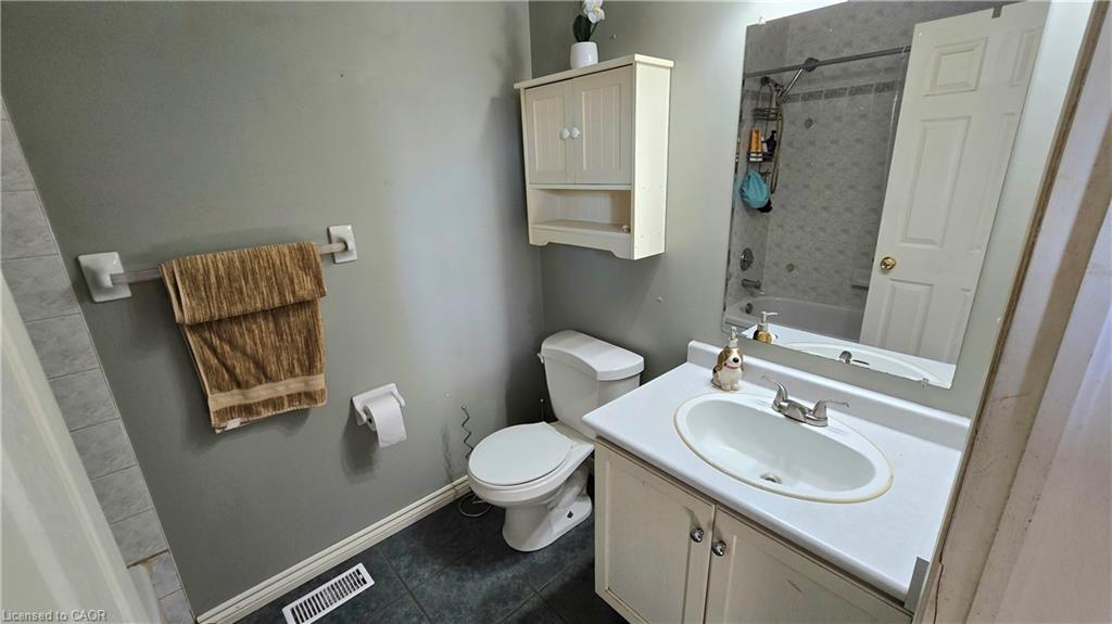 7 Jade Court Property Photo 19