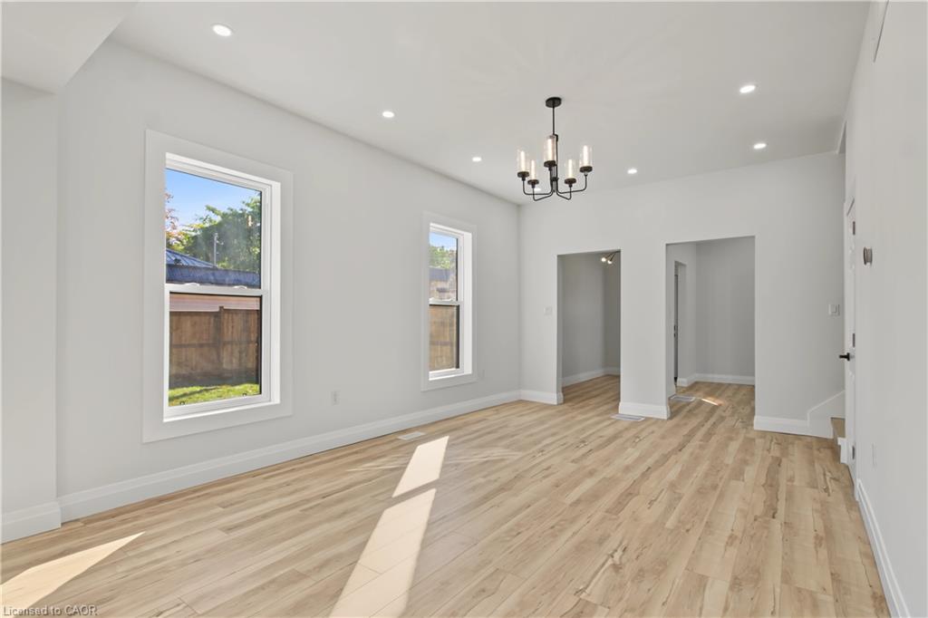 657 Frances Street Property Photo 14