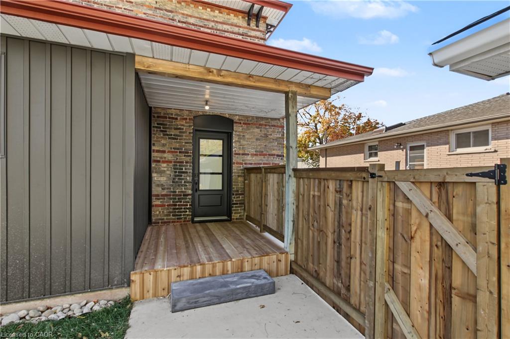 657 Frances Street Property Photo 38