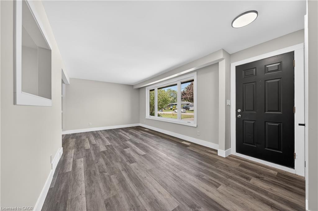 970 Parkdale Avenue Property Photo 7