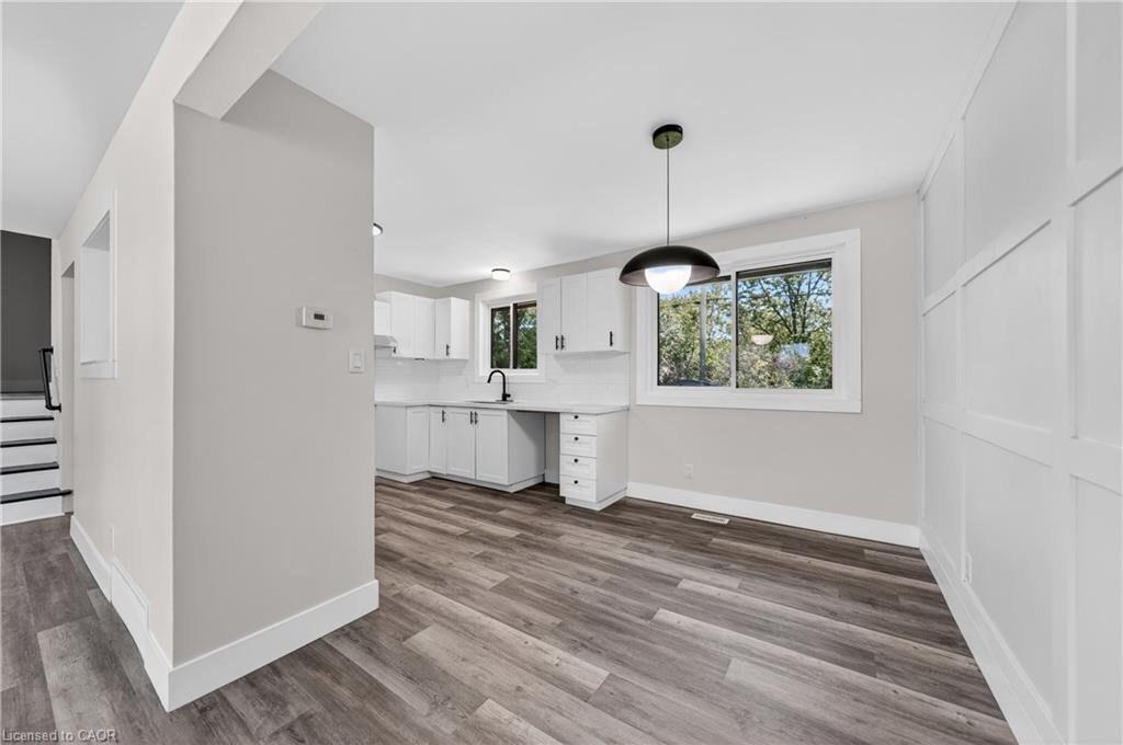 970 Parkdale Avenue Property Photo 11