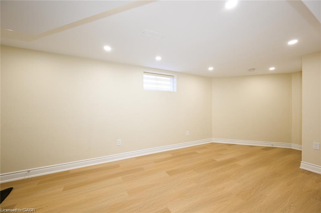 5-2700 Barton Street E Property Photo 20