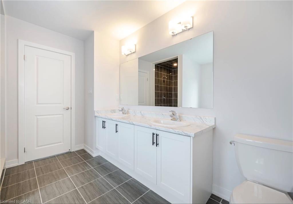 15 Bird Street Property Photo 14