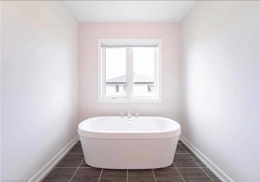 15 Bird Street Property Photo 16