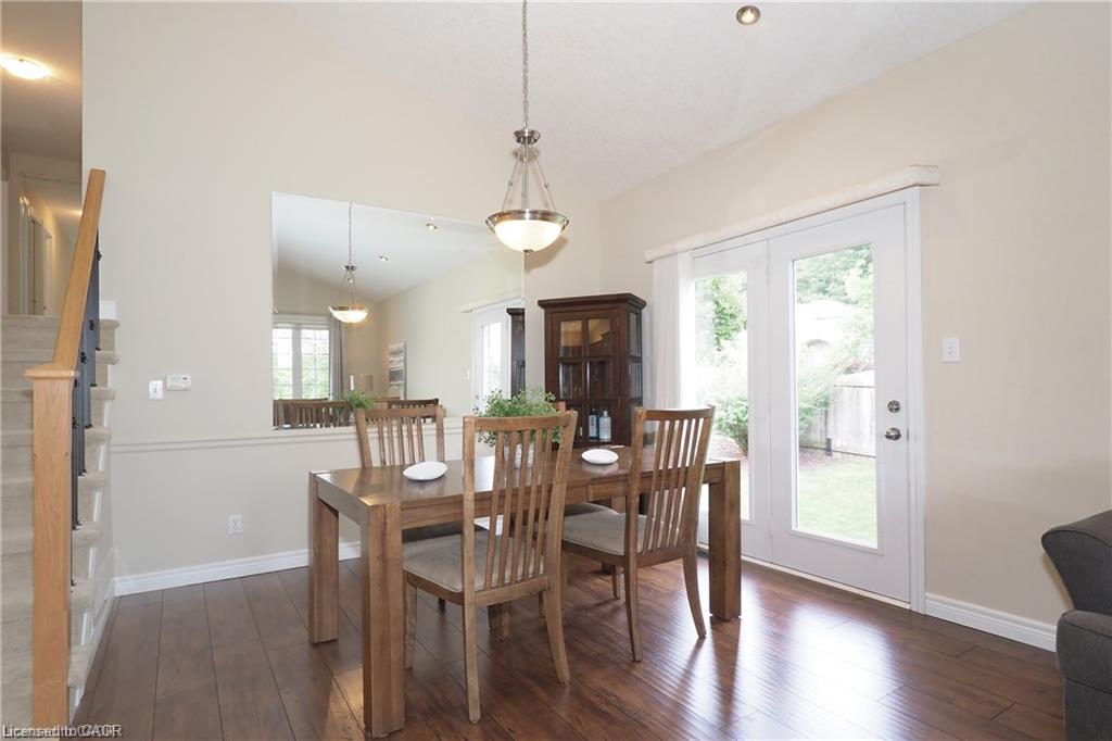 559 Springwater Drive Property Photo 12