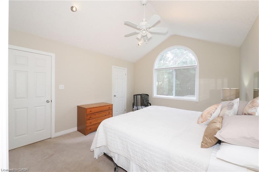 559 Springwater Drive Property Photo 21