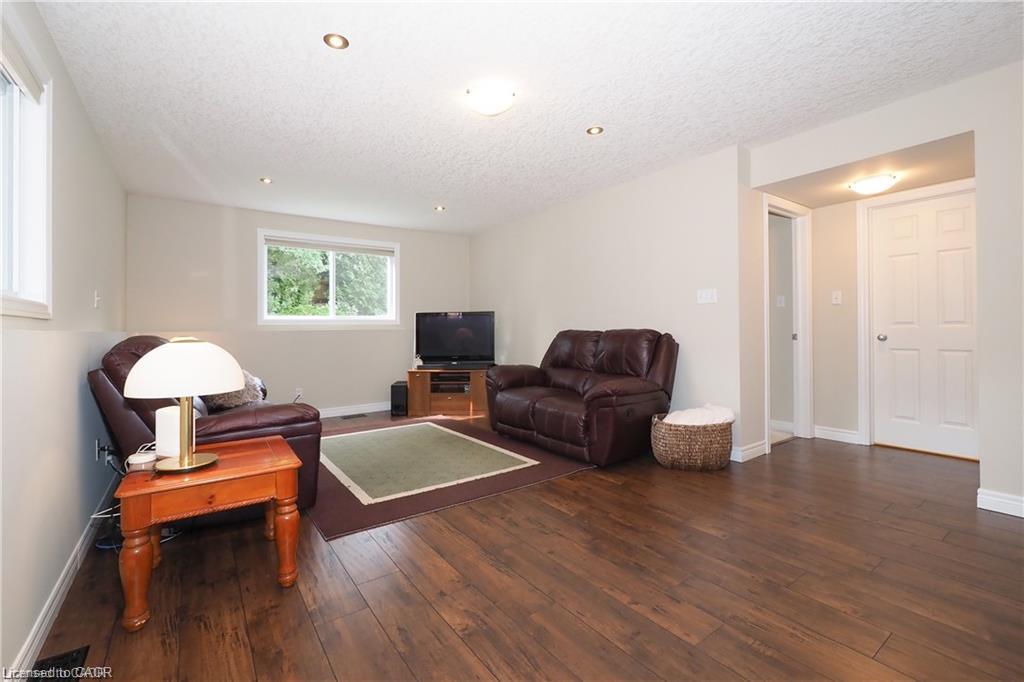 559 Springwater Drive Property Photo 28