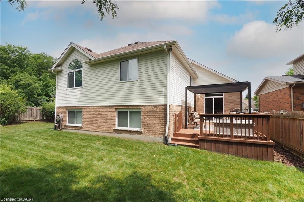 559 Springwater Drive Property Photo 35