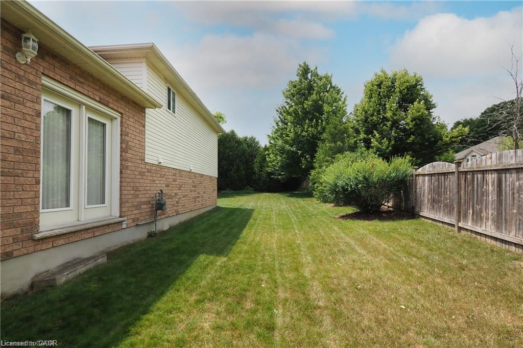 559 Springwater Drive Property Photo 40