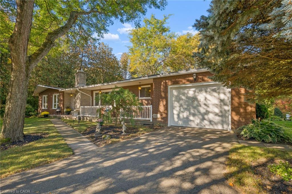 42 Greenwood Road Property Photo 4